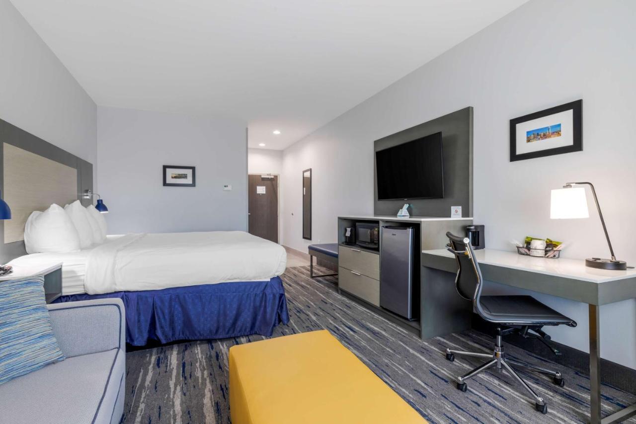 Best Western Plus Choctaw Inn & Suites Εξωτερικό φωτογραφία