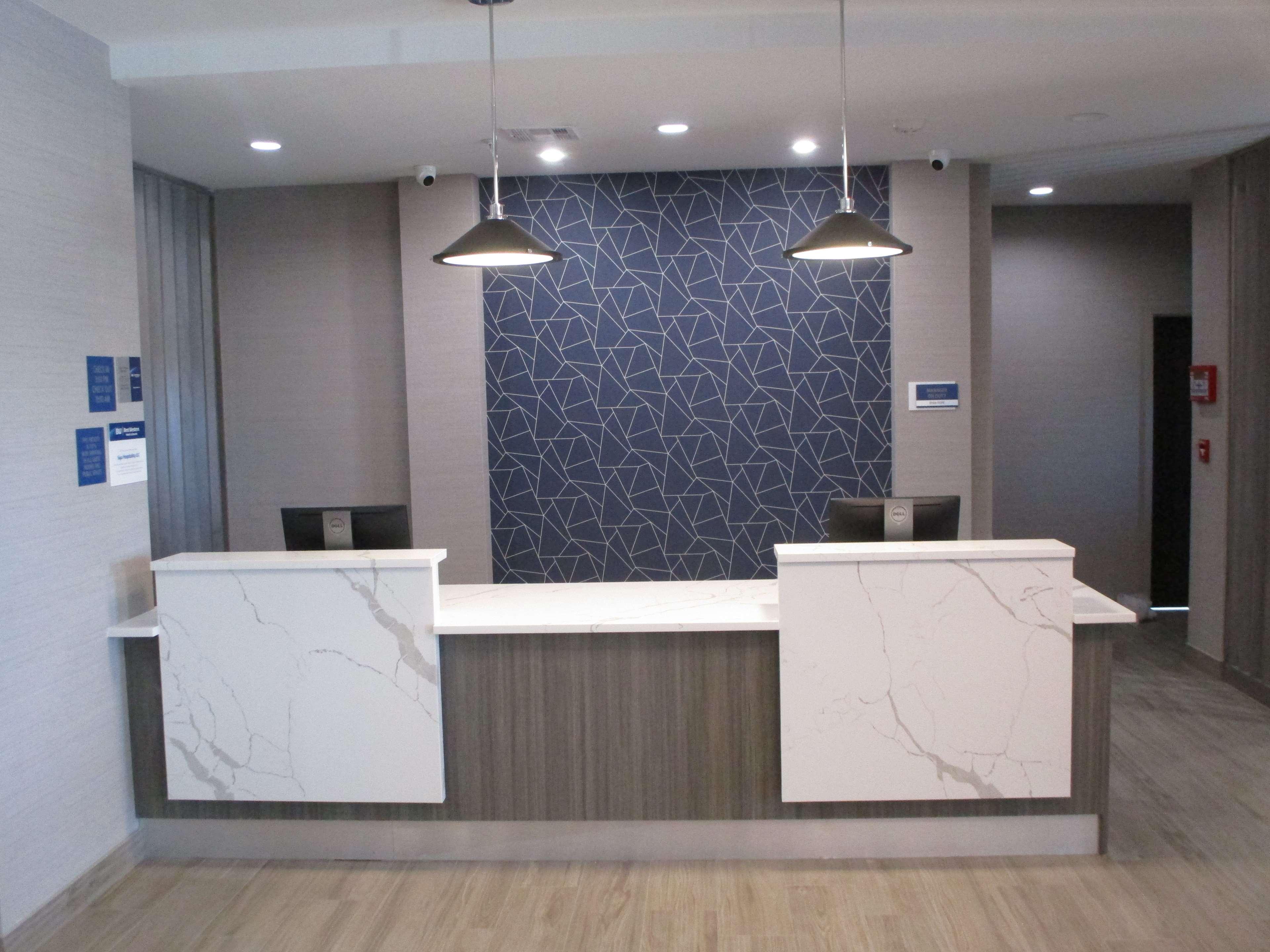 Best Western Plus Choctaw Inn & Suites Εξωτερικό φωτογραφία