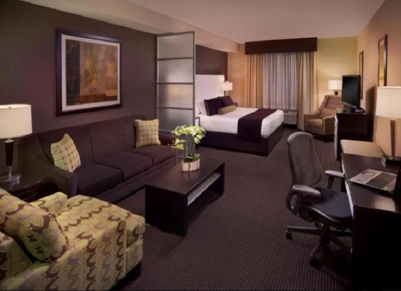 Best Western Plus Choctaw Inn & Suites Εξωτερικό φωτογραφία