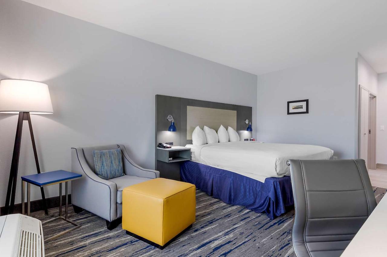 Best Western Plus Choctaw Inn & Suites Εξωτερικό φωτογραφία